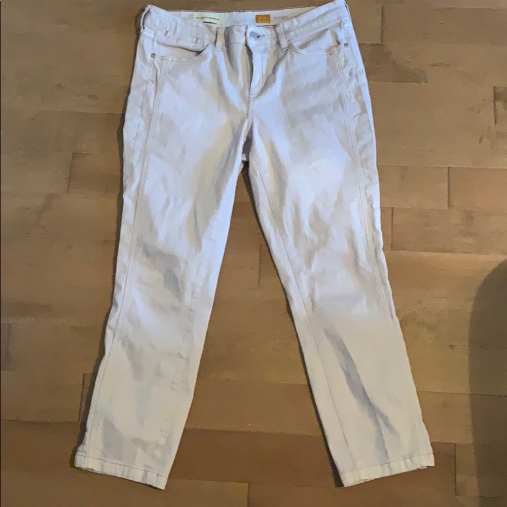 Cropped light lilac jeans